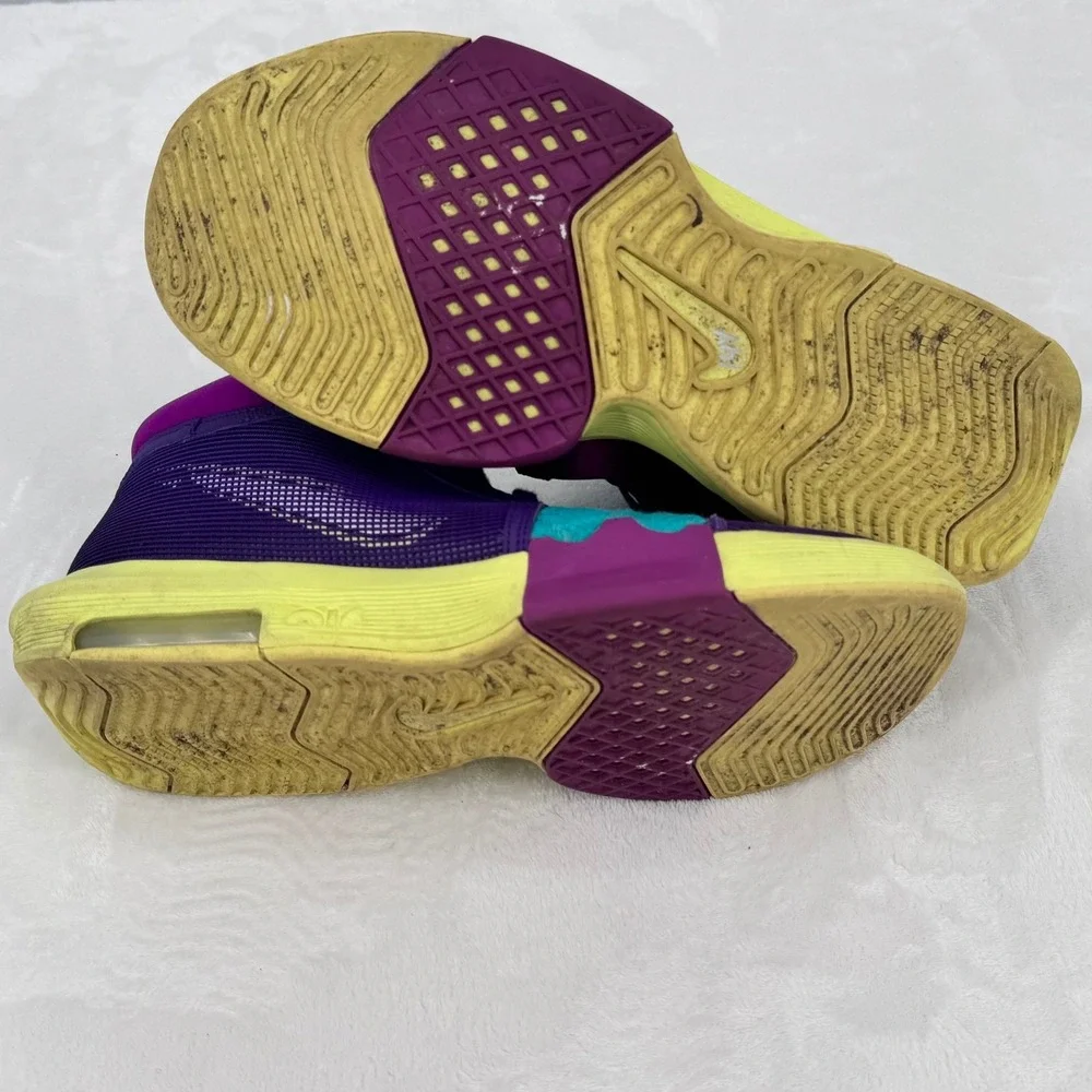 Nike LeBron Witness 8 Basketball Shoes Field Purple/Dusty Cactus Mens size 13